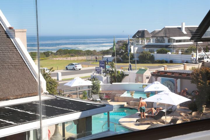 Hotel View 147 of 148