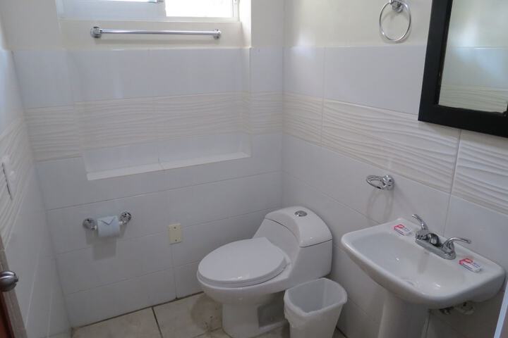 Room 115 of 174