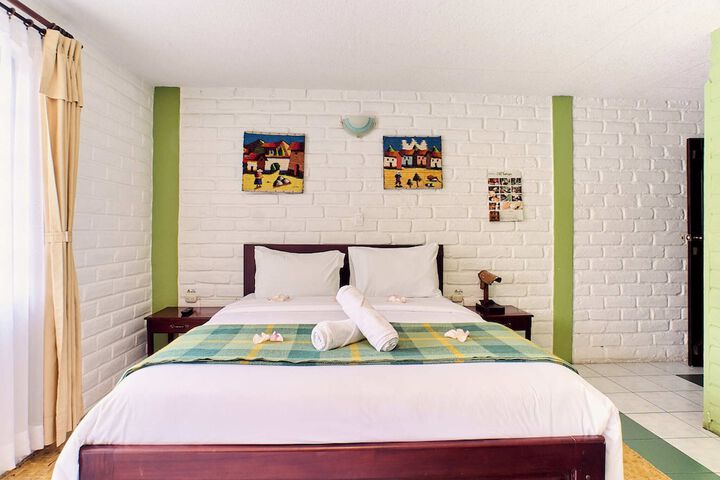 Room 7 of 25