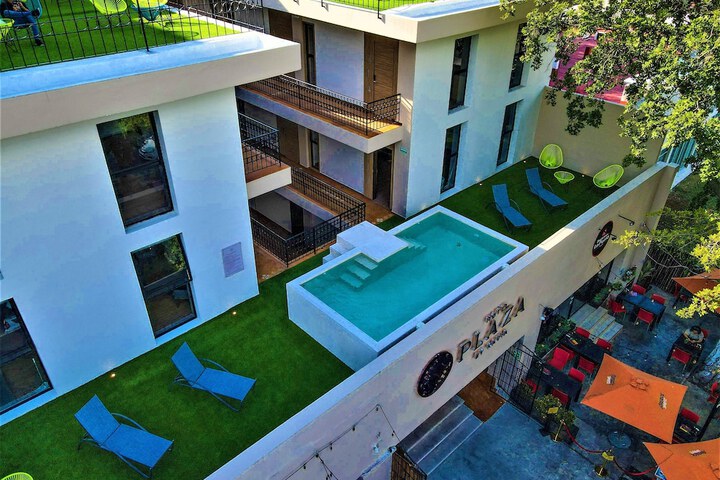 Pool 75 of 115