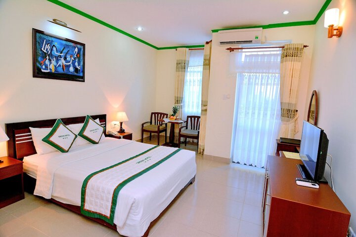 Room 12 of 52
