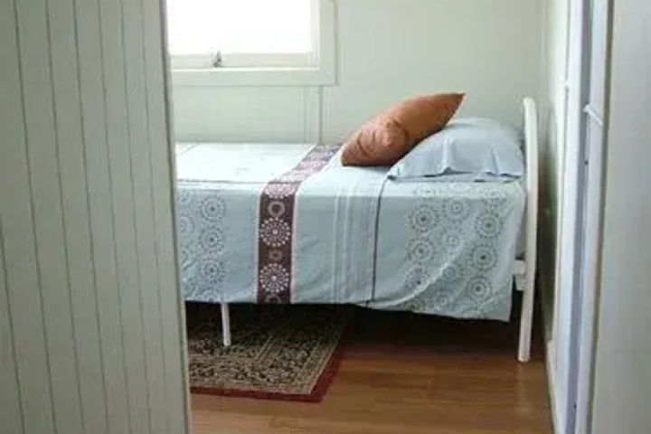 Room 2 of 2