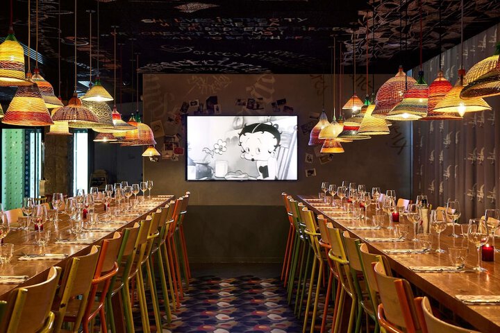 Dining 92 of 158