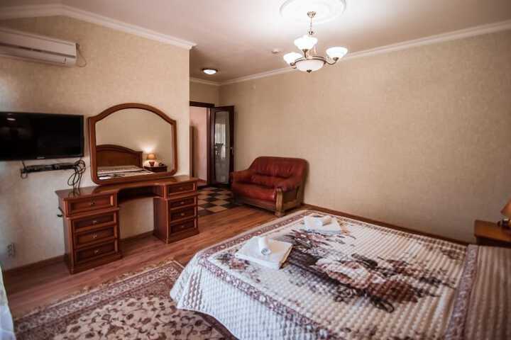 Room 19 of 89