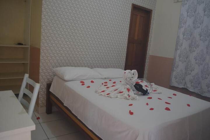 Room 4 of 17