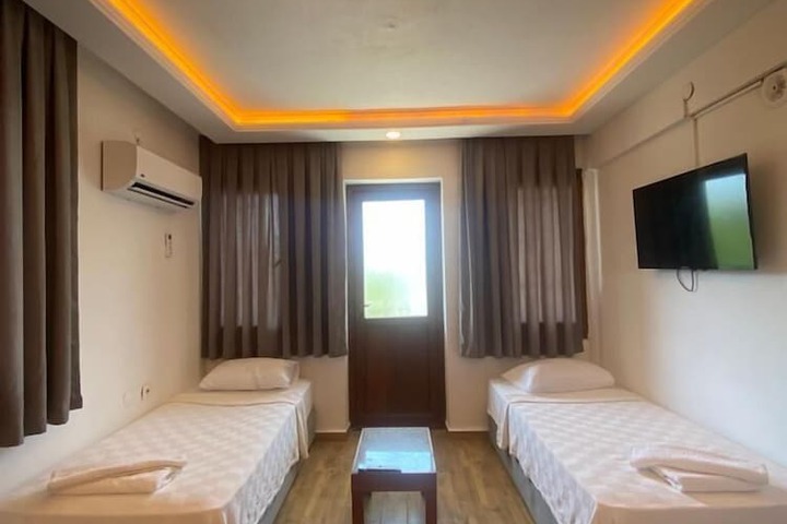 Room 13 of 57