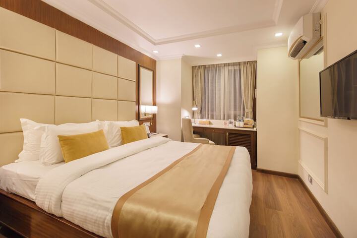 Room 36 of 110