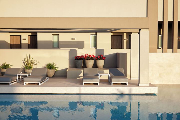 Pool 62 of 189