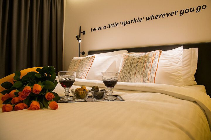 Room 7 of 38