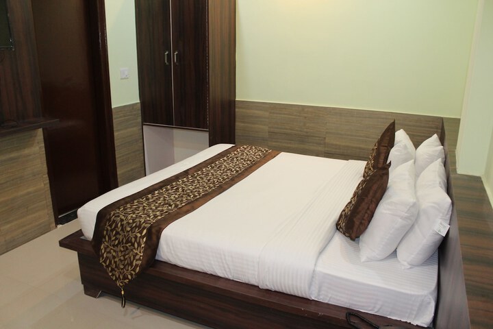 Room 26 of 27