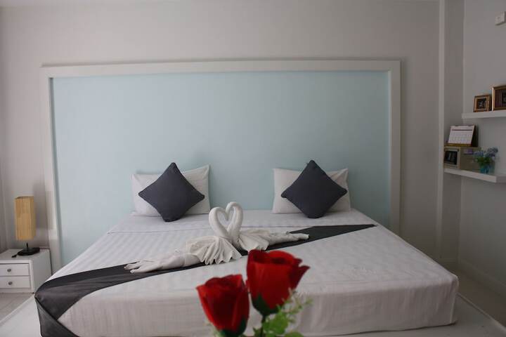 Room 7 of 52