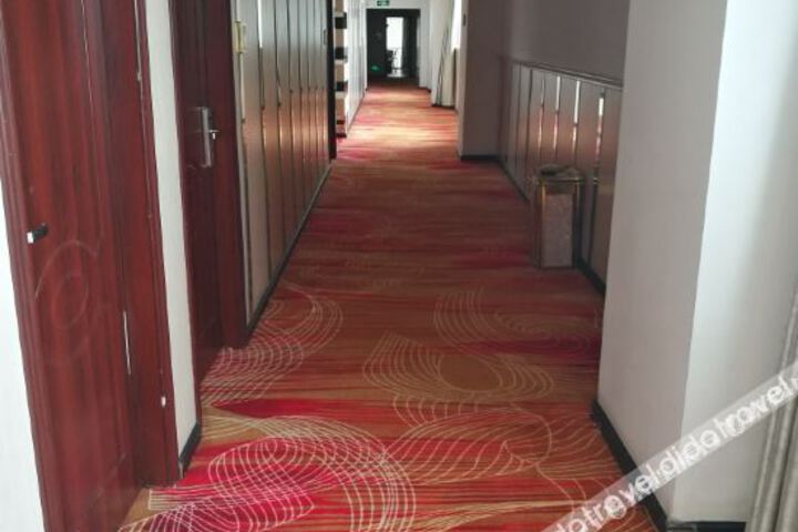 Hotel Interior 6 of 12