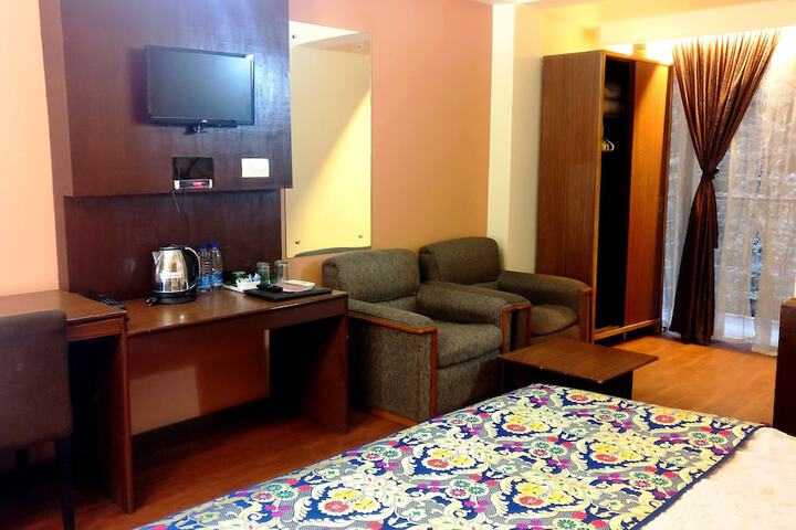 Room 11 of 61