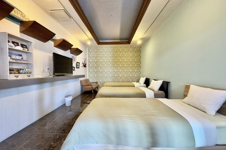 Room 38 of 193