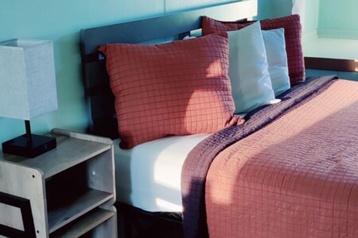 Room 34 of 81