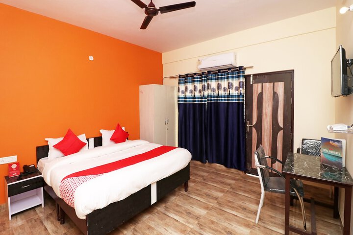 Room 14 of 34