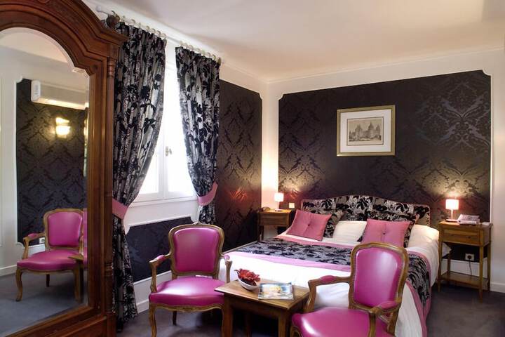 Room 15 of 21