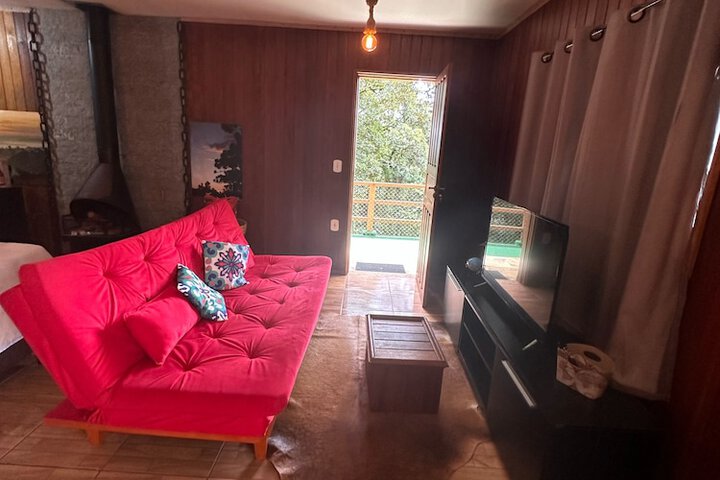 Room 6 of 166