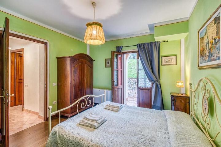 Room 10 of 63