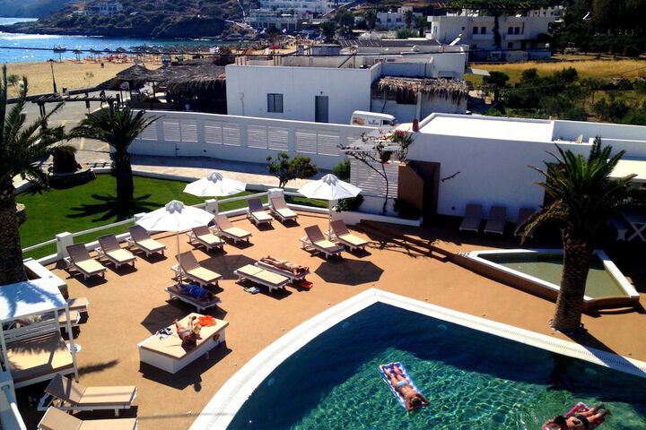 Pool 20 of 61
