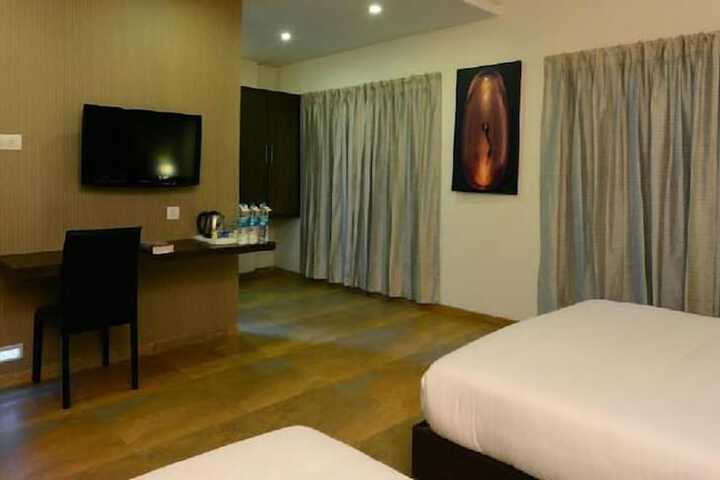 Room 8 of 45