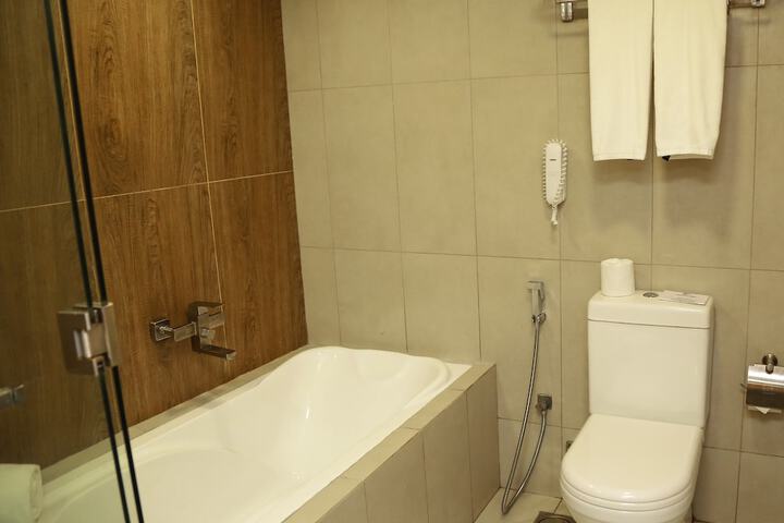 Room 56 of 162