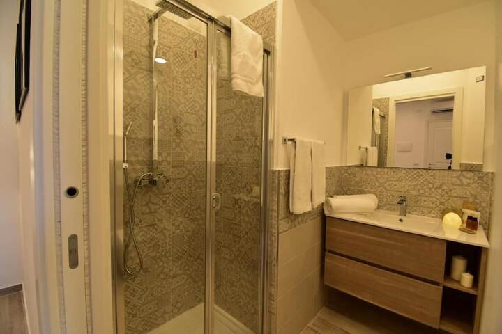 Room 20 of 25