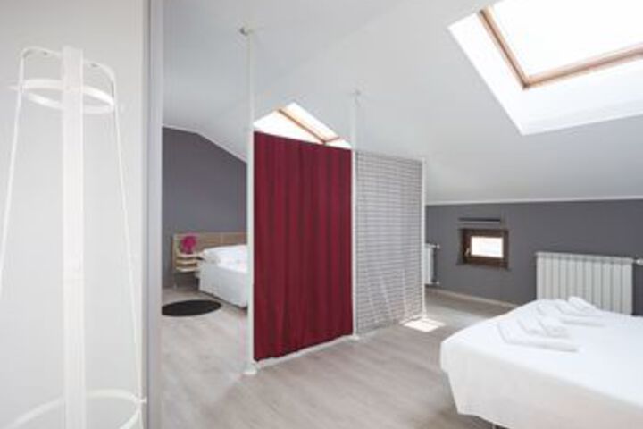 Room 8 of 22