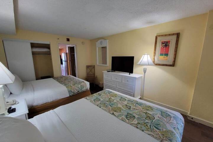 Room 3 of 35