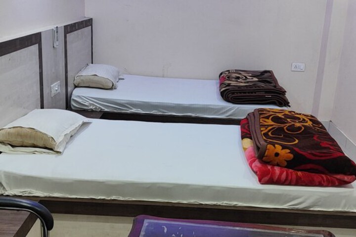 Hotel Shree Balajee by GRB
