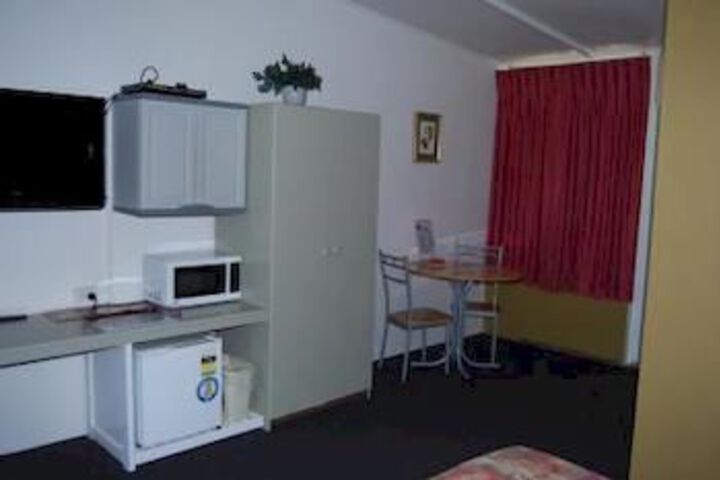 Room 17 of 21