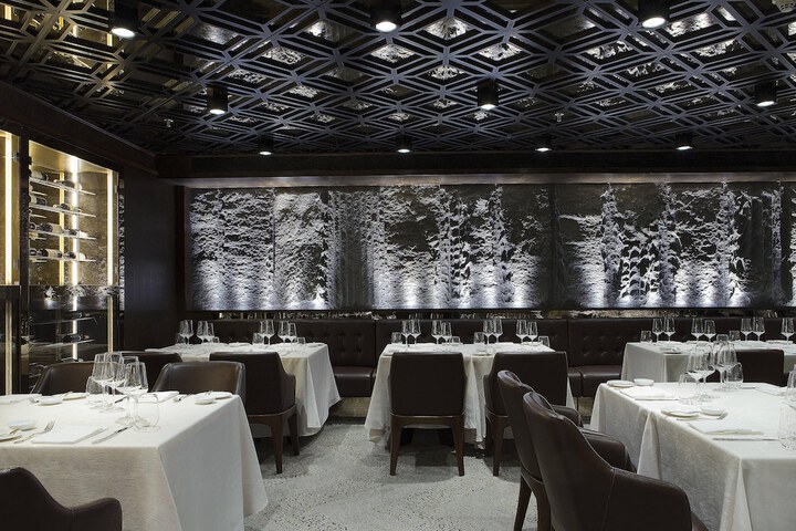 Dining 62 of 111