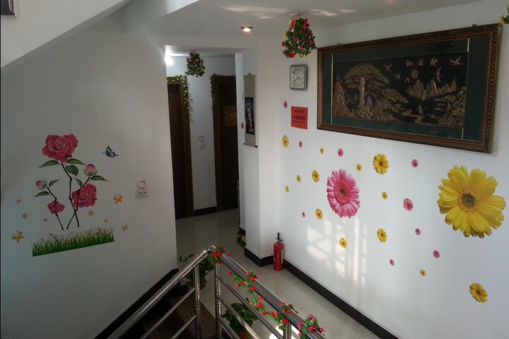 Wuzhen Good Mood Inn