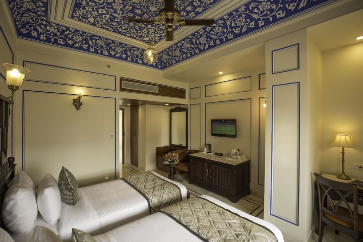 Room 10 of 56