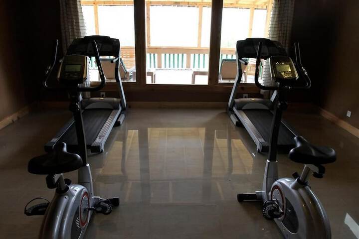 Hotel Gym Photos