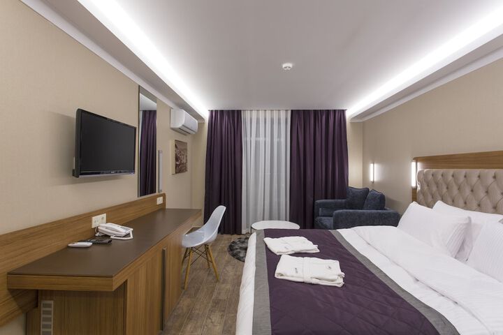 Room 11 of 81