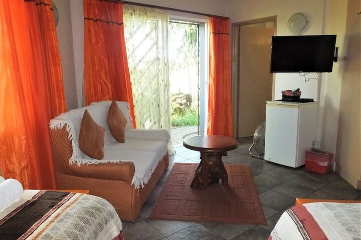 Room 33 of 117