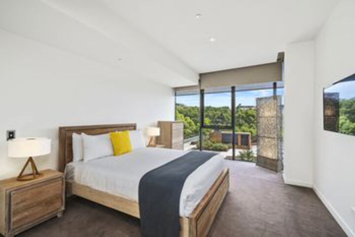 Room 5 of 23