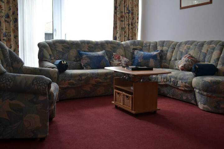 Room 13 of 21