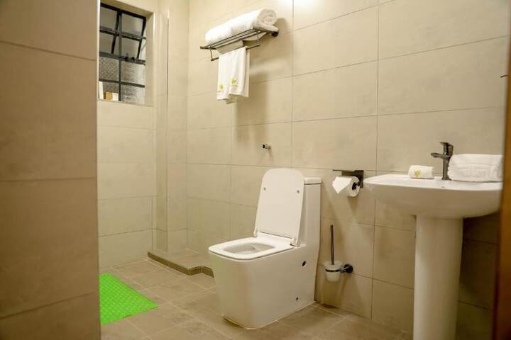 Room 17 of 24