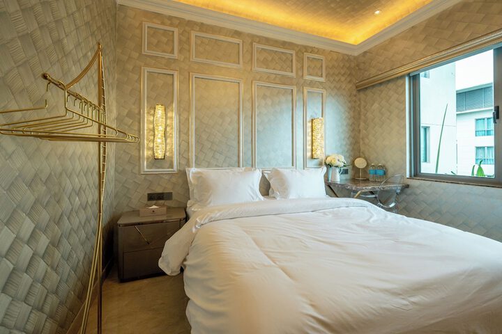 Room 49 of 285