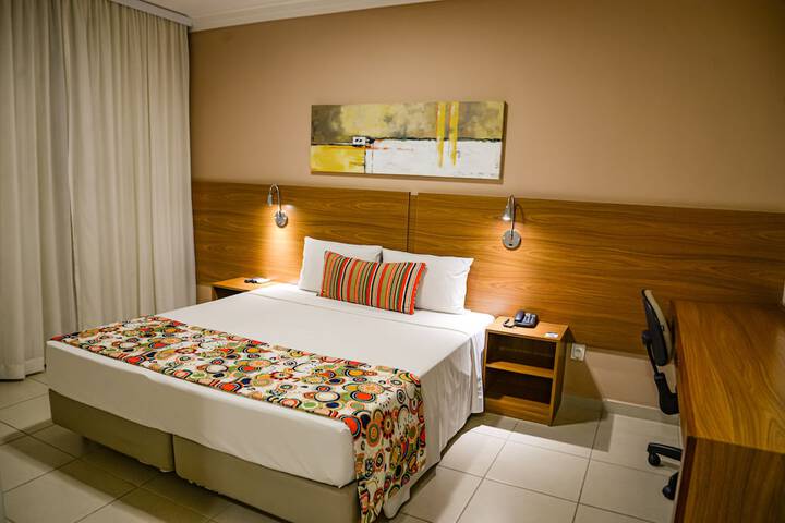 Room 7 of 44