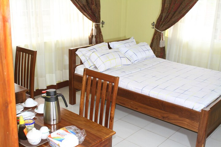 Room 10 of 26