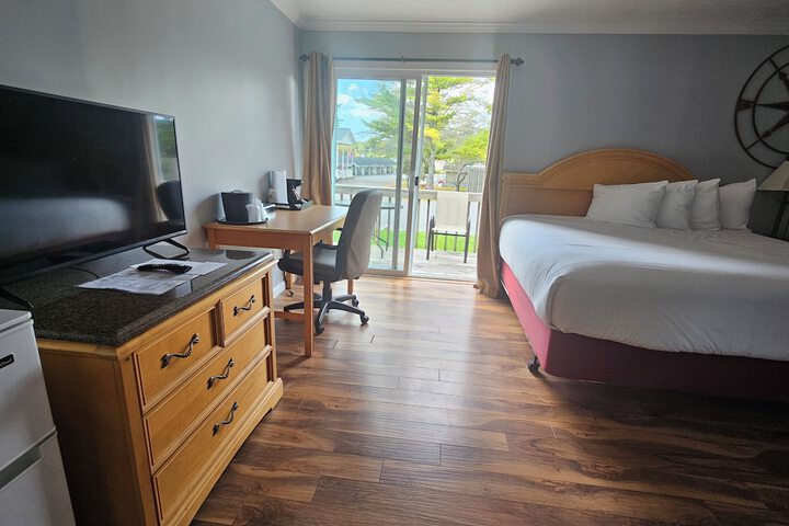 Room 17 of 85