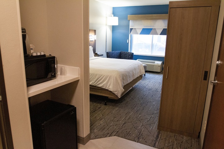 Room 3 of 56
