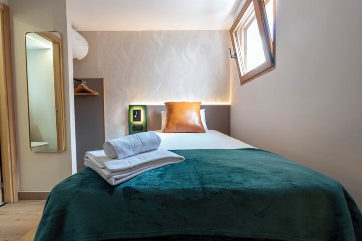 Room 5 of 21
