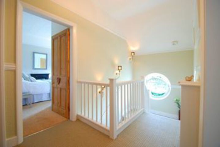 Room 10 of 21