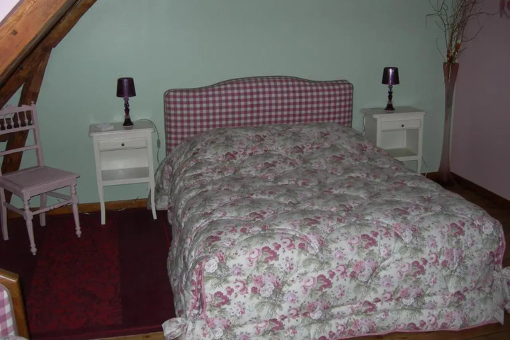 Room 5 of 13
