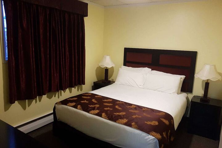 Room 14 of 61