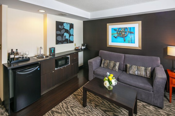 Private kitchenette